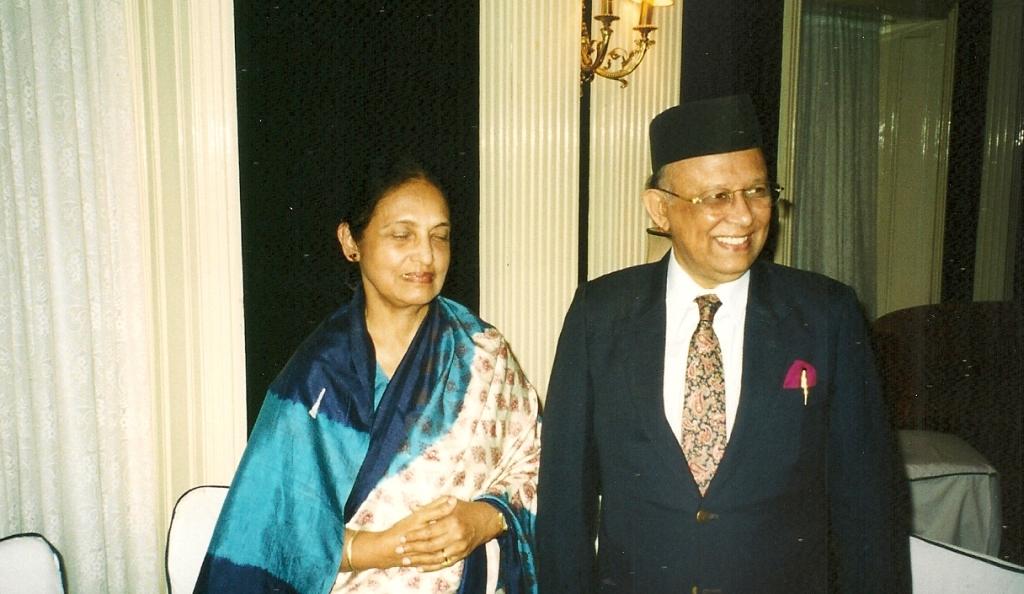 Second Meeting, Bangalore 2001: Justice (later Chief Justice) Mainur Reza Chawdhury of Bangladesh and Mrs Chawdhury