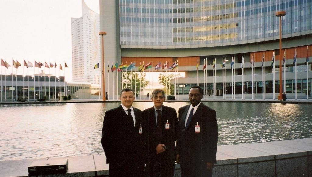 Fourth Meeting, Vienna 2005: From left: Deputy Chief Justice Adel Omar Sherif, Dr Nihal Jayawickrama, and Chief Justice Uwais